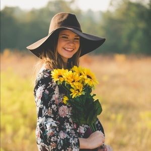 Meet your Posher, Amber